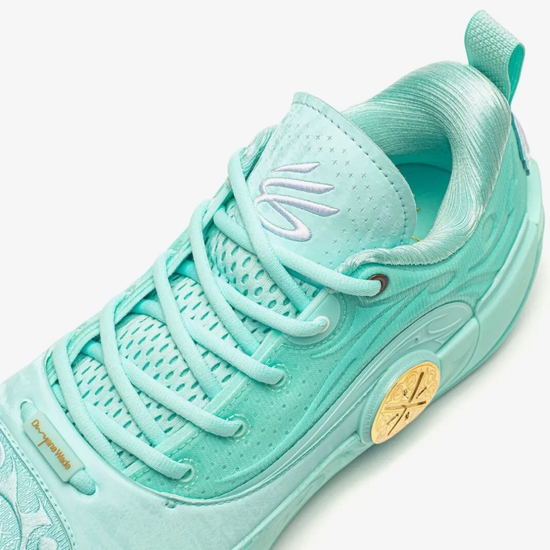 CURRY X LINING WAY OF WADE 12 CURRY MOMENTS LIBERTY