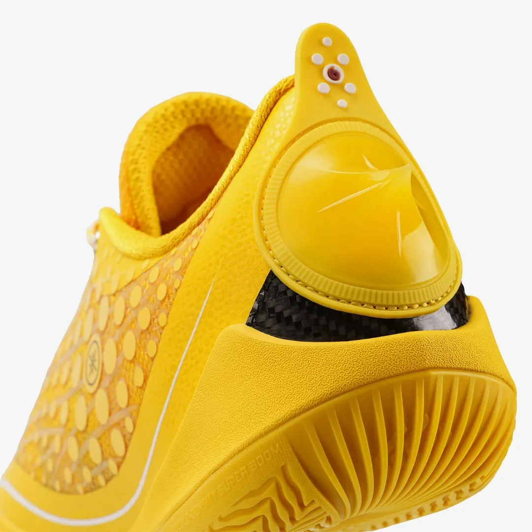 LINING WADE 808 6 ULTRA YELLOW STINGRAY