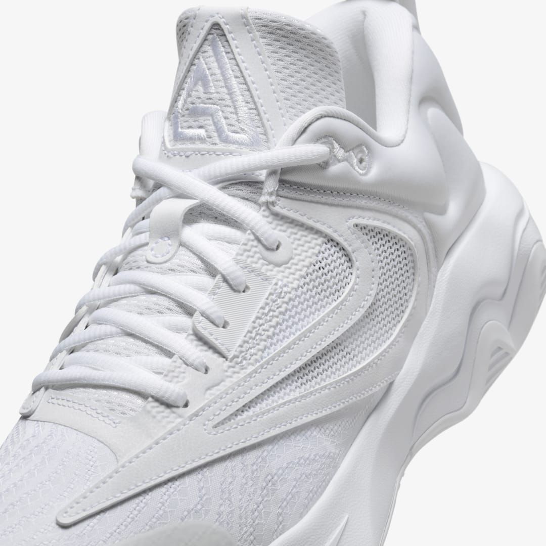 NIKE GIANNIS IMMORTALITY 3 EP TRIPLE WHITE