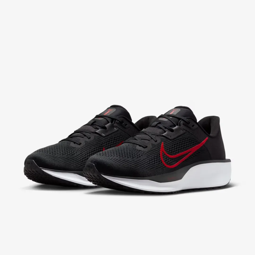 NIKE QUEST 6 BLACK WHITE UNIVERSITY RED