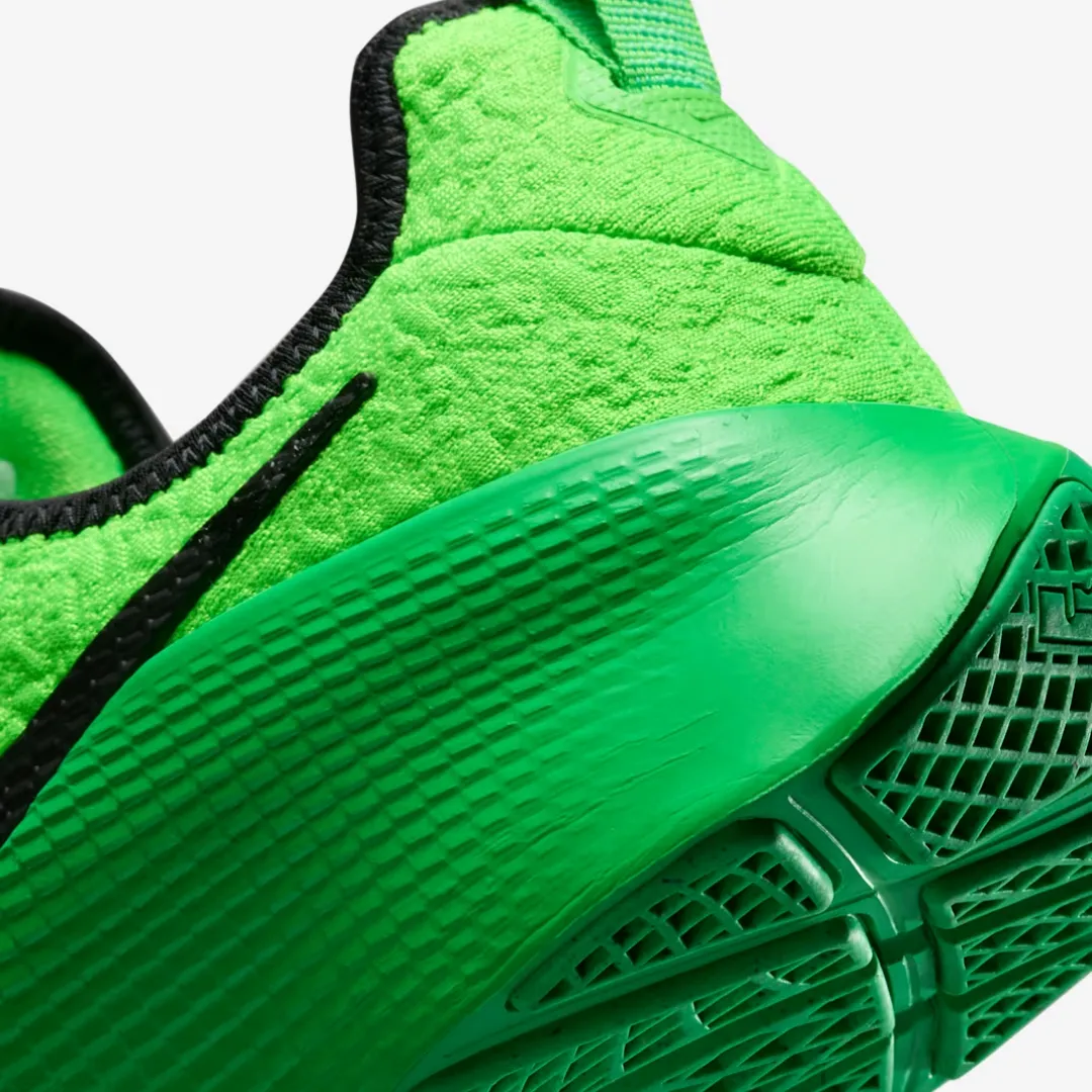 NIKE LEBRON TR 1 GREEN STRIKE