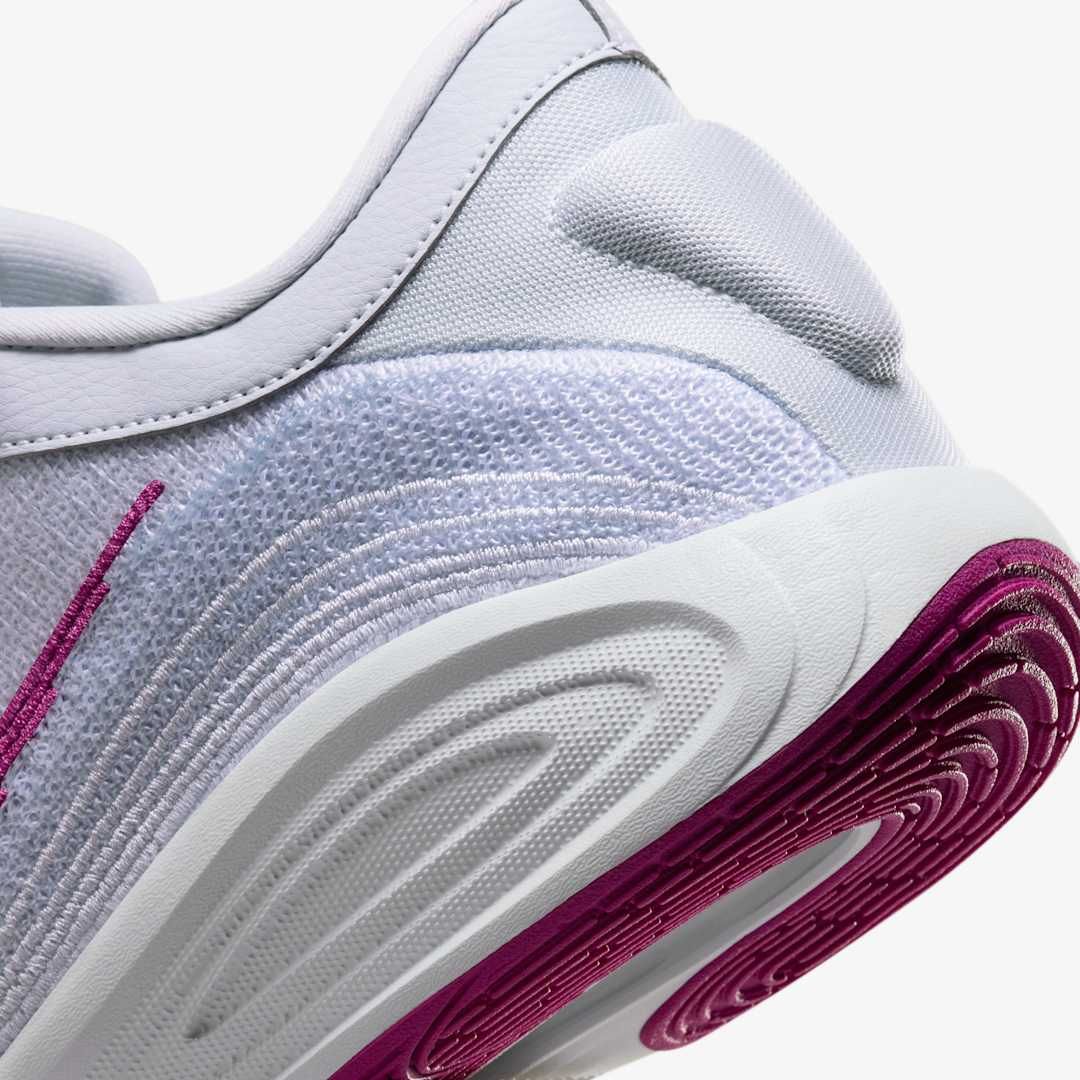 NIKE GT HUSTLE ACADEMY WHITE HOT FUCHSIA