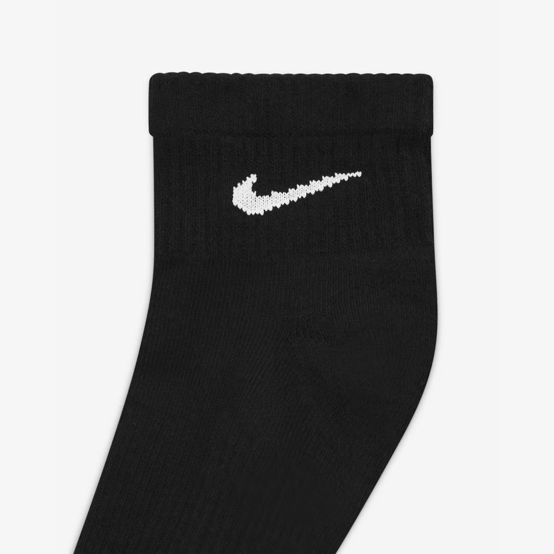 NIKE EVERYDAY PLUS CUSHIONED TRAINING ANKLE SOCKS BLACK (3 PAIRS)