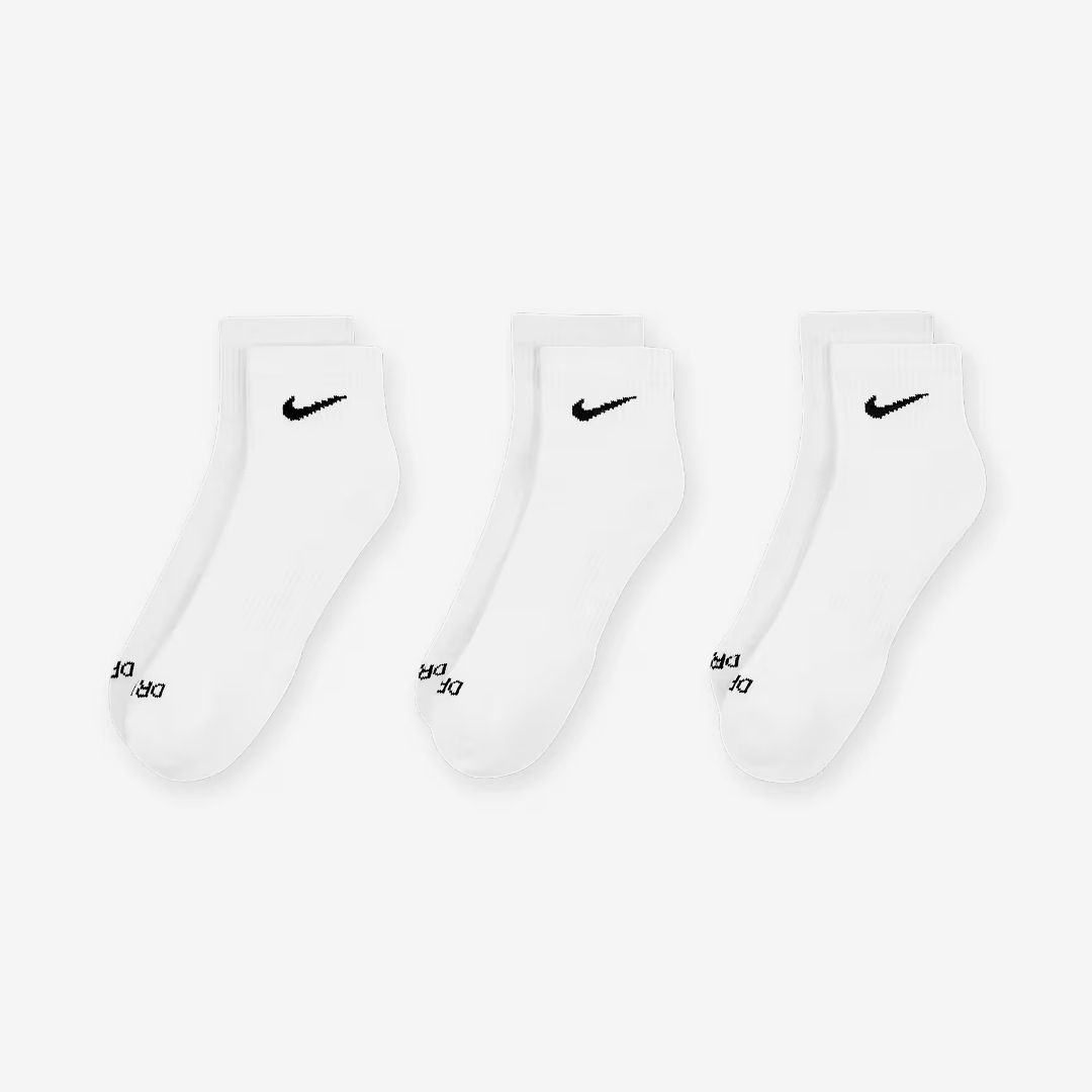 NIKE EVERYDAY PLUS CUSHIONED TRAINING ANKLE SOCKS WHITE (3 PAIRS)